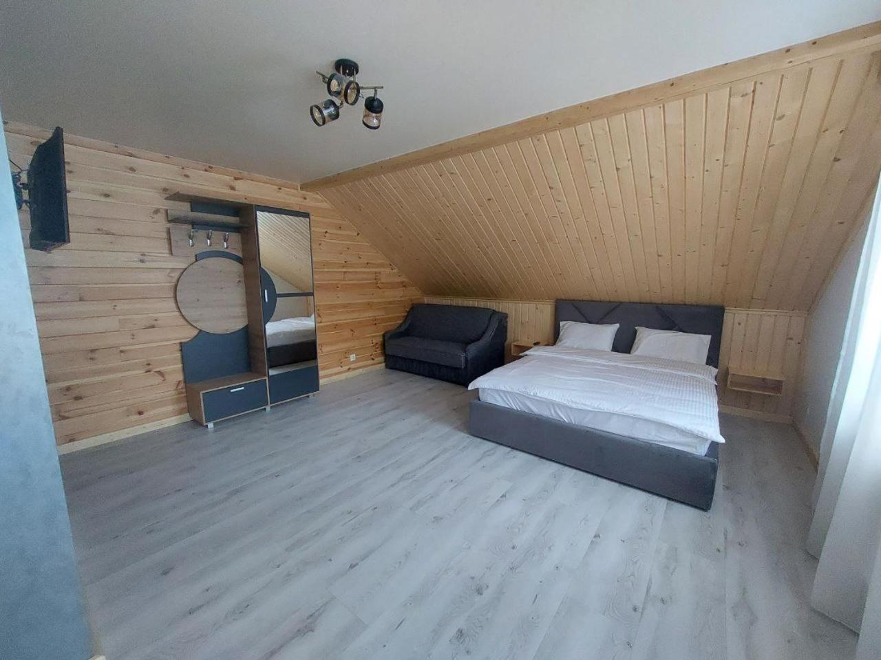 Соломія Hotel Szlavszke Kültér fotó